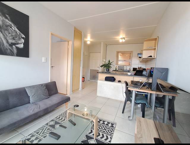 1 BEDROOM APARTMENT FOR SALE IN FLAMINGO VLEI